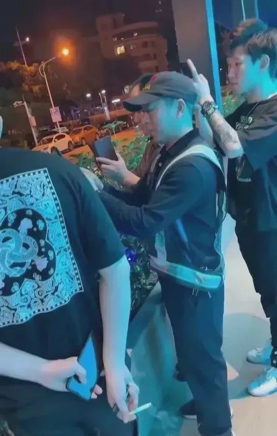 厦门的吃瓜群众事件视频,一场网络舆论的风暴与反思